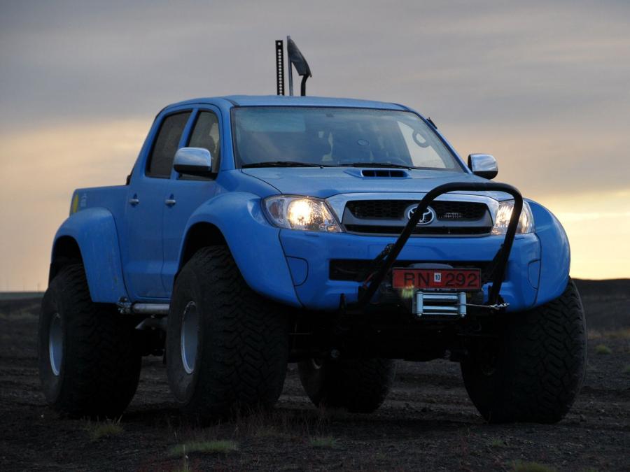  Toyota Hilux AT44 Arctic Trucks 2007 года  (фото 22 из 30)